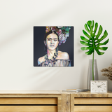 Frida - black background Wall Tile